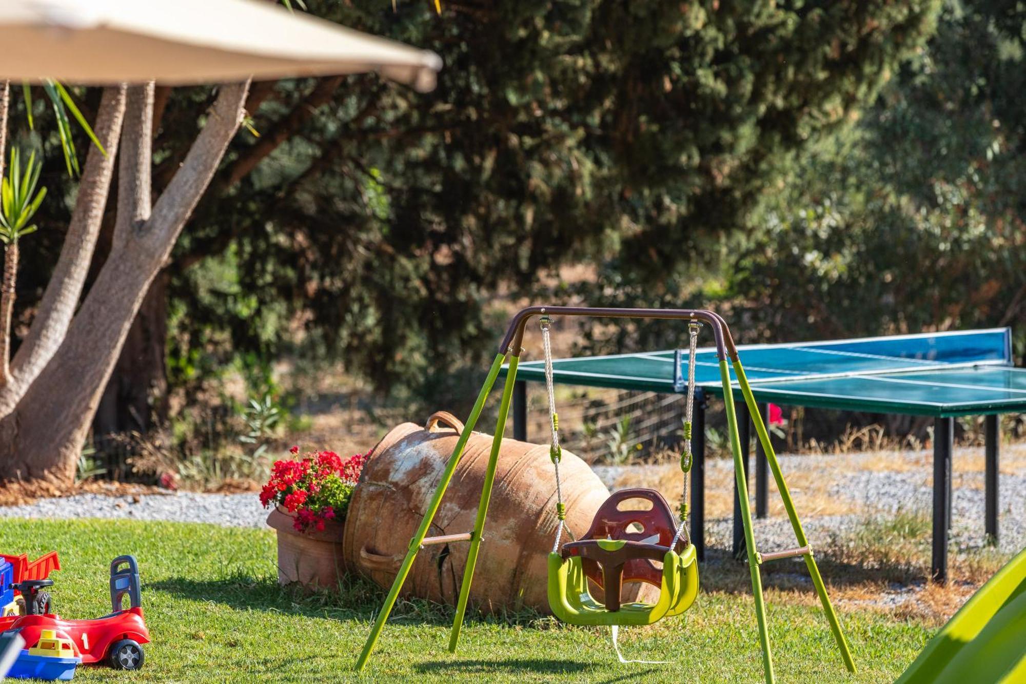 Villa Artemis Prinés Esterno foto